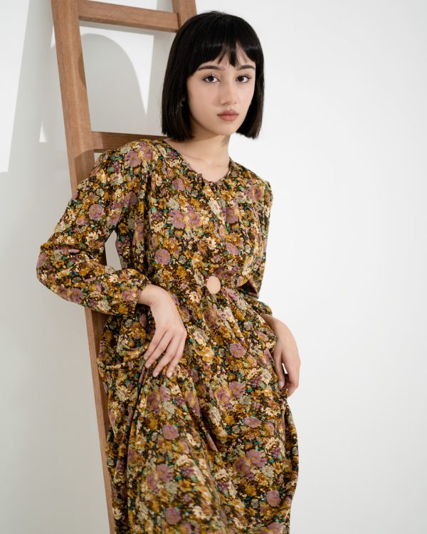 Summer holiday cut out dress - Image 6